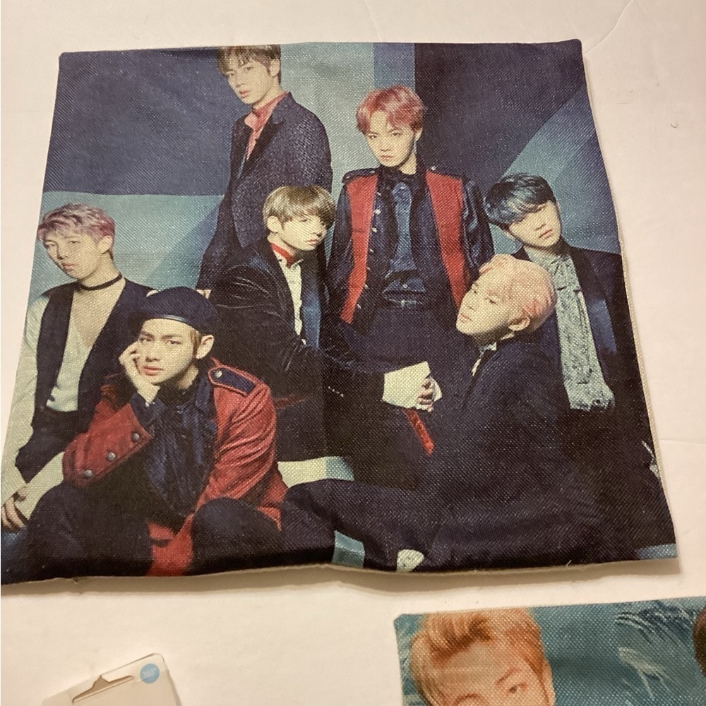 BTS 2 Pillow Case & 1  Phone Ring Holder